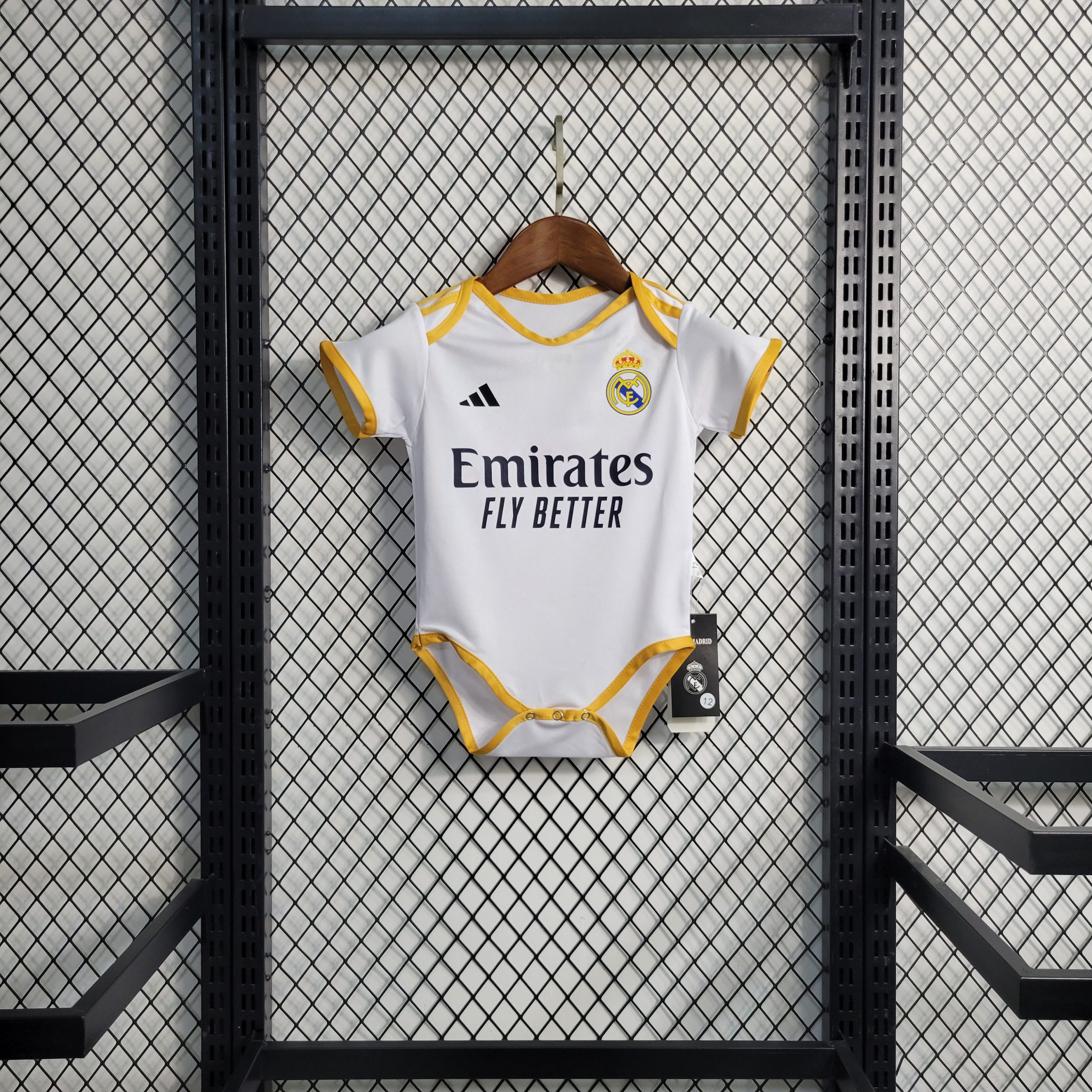 Camiseta bebé hasta el final vamos real campeones del Mundo 2023 para  aficionados del fútbol de Madrid - Stampats