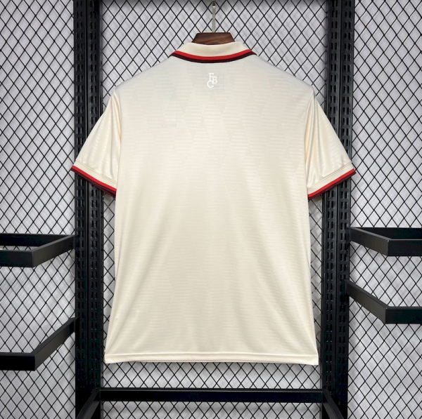 3ª Camiseta Bayern Munich 2024/2025 - Imagen 2