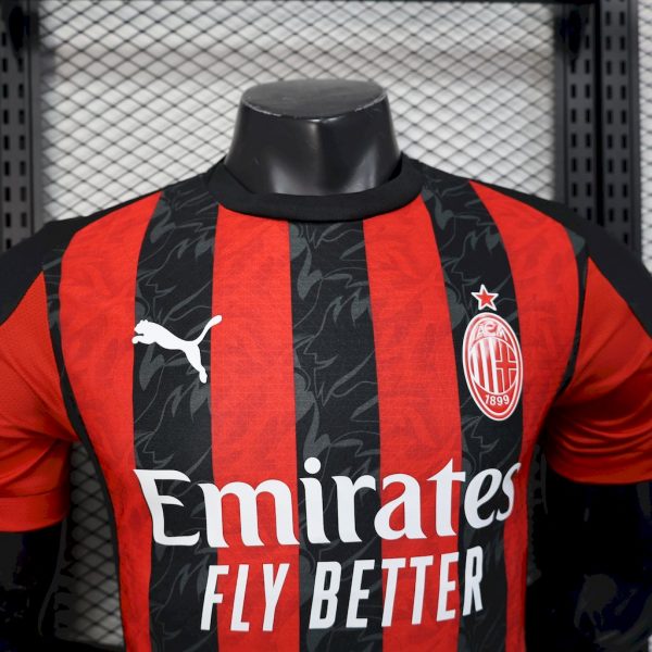 1ª Camiseta Versión Jugador AC Milán 2025/2026 - Imagen 4