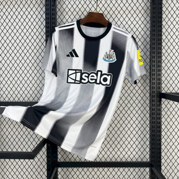 1ª Camiseta Newcastle 2025/2026