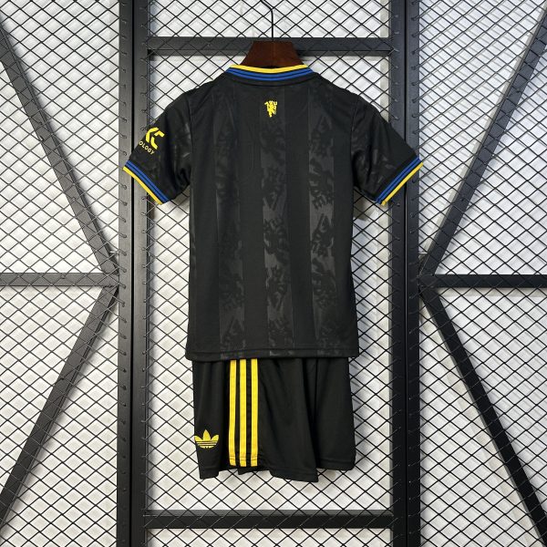 3ª Camiseta Niño Manchester United 2025/2026 - Imagen 2