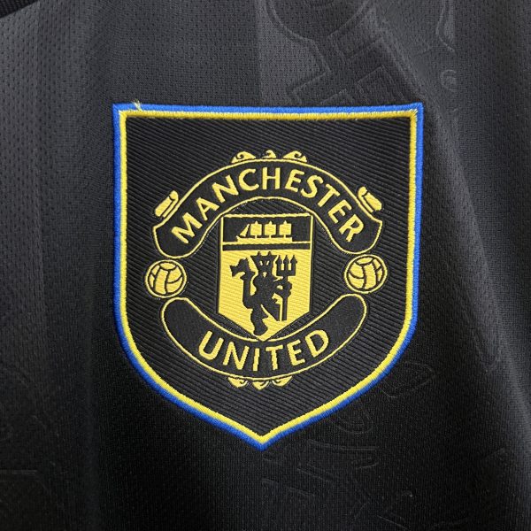 3ª Camiseta Niño Manchester United 2025/2026 - Imagen 3