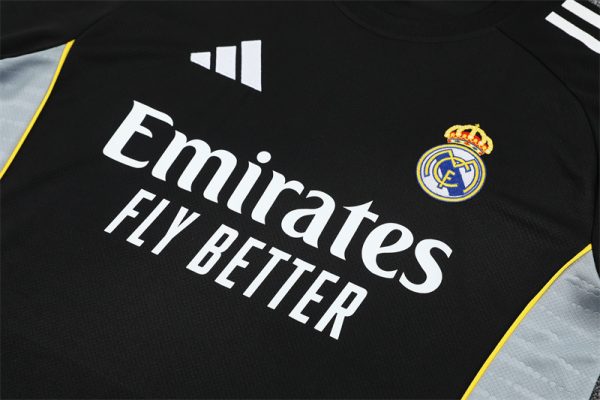 Conjunto Entrenamiento Real Madrid 2025/2026 - Imagen 3