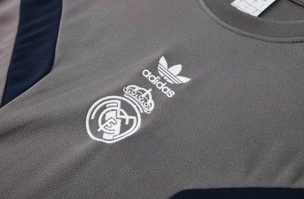 Conjunto Entrenamiento Real Madrid 2025/2026 - Imagen 3