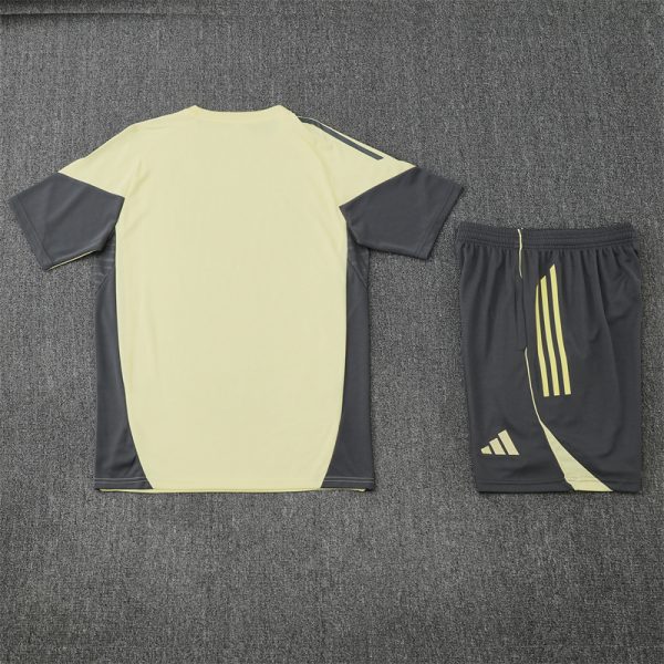 Conjunto Entrenamiento Real Madrid 2025/2026 - Imagen 4