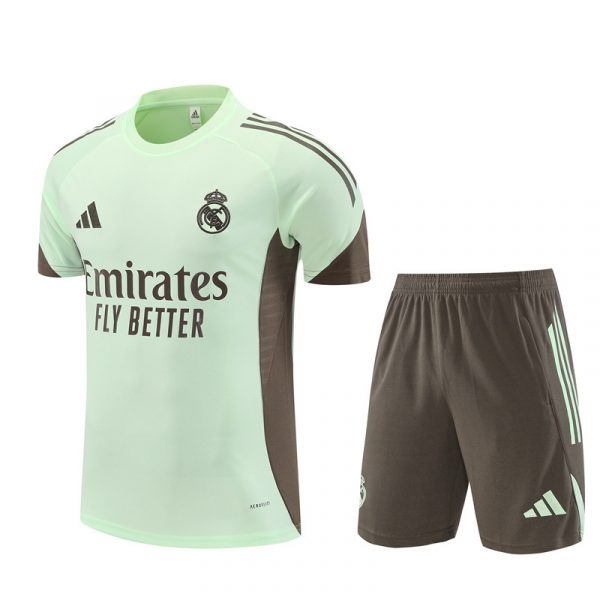 Conjunto Entrenamiento Real Madrid 2025/2026