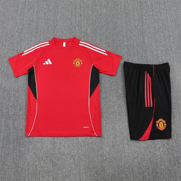 Conjunto Entrenamiento Manchester United 2025/2026 - Imagen 4