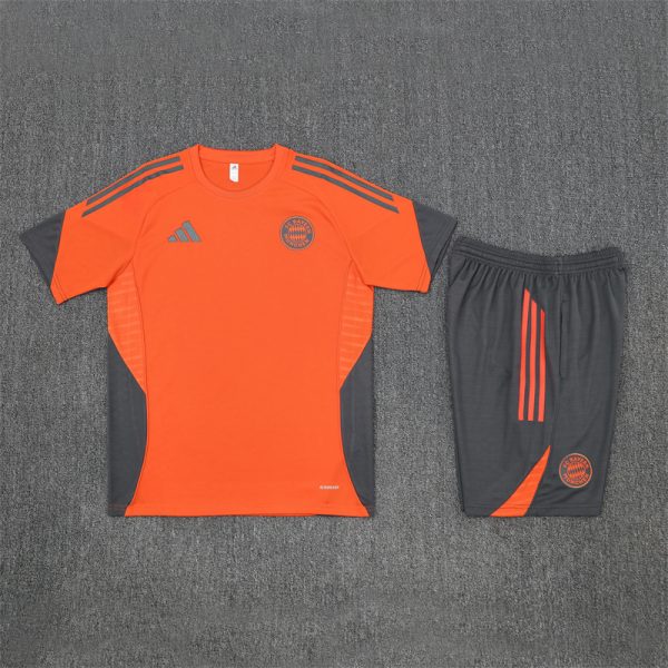 Conjunto Entrenamiento Niño Bayern Munich 2025/2026 - Imagen 6