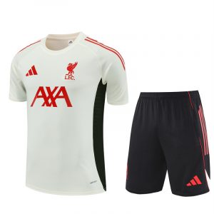 Conjunto Entrenamiento Liverpool 2025/2026