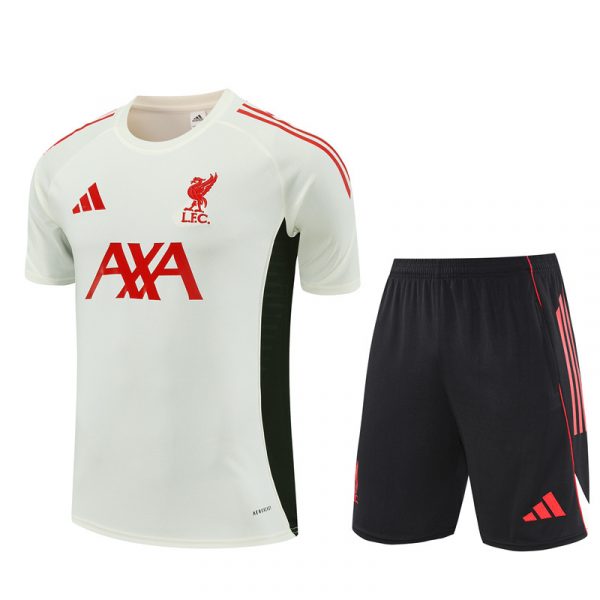 Conjunto Entrenamiento Liverpool 2025/2026