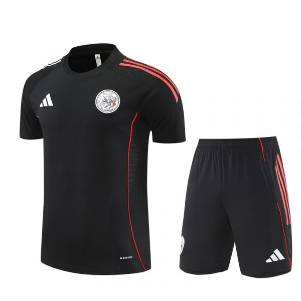 Conjunto Entrenamiento Ajax 2025/2026