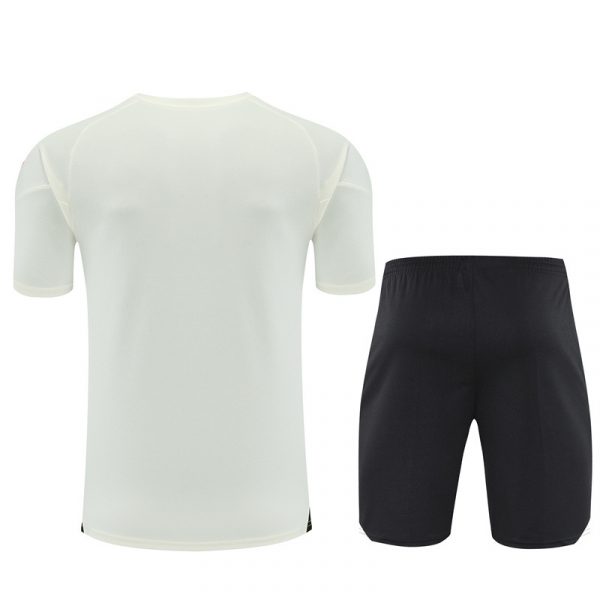 Conjunto Entrenamiento Liverpool 2025/2026 - Imagen 2