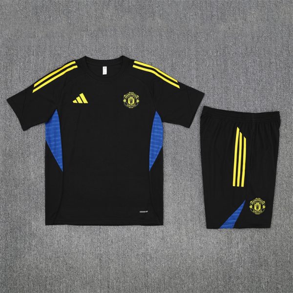Conjunto Entrenamiento Niño Manchester United 2025/2026 - Imagen 4