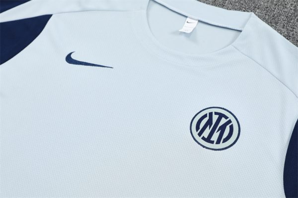 Conjunto Entrenamiento Inter de Milán 2025/2026 - Imagen 3